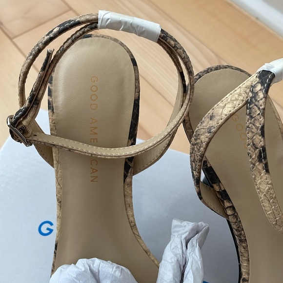 NWT Good American Strap Heels - Picture 6 of 13